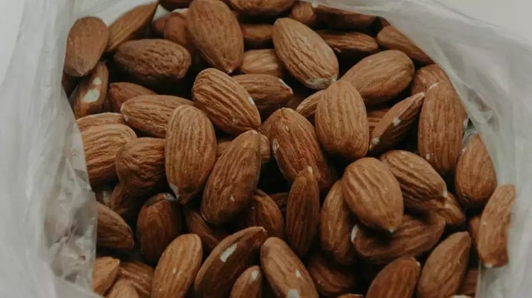 Are Almonds Good for Weight Loss? Nutrition &  Health Benefits