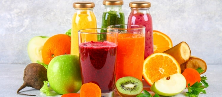 Can You Lose Weight On a 7-Day Liquid Diet? A Menu Plan, Benefits & Side Effects
